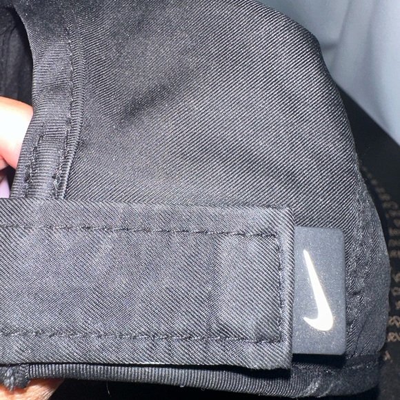 Wore Nike mens cap - Picture 2 of 3
